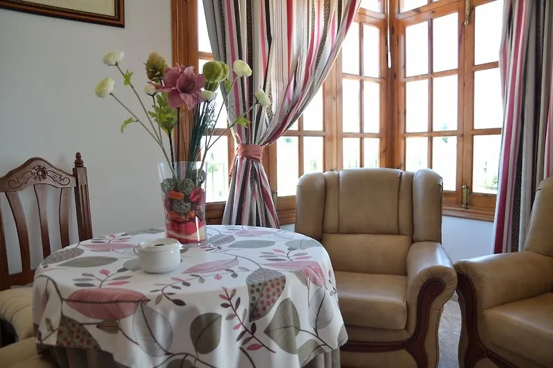 Hotel Jose Cruz نيرخا إسبانيا