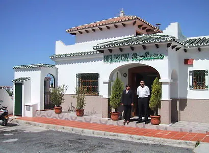Hotel Jose Cruz نيرخا